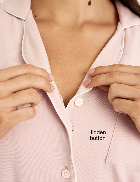 Close-up of hidden button design for a supportive fit – Hush/White – view 7 of 27