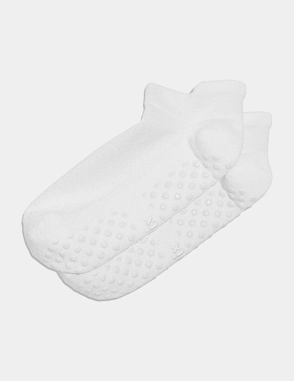 Front view of model highlighting the coverage and fit – White – view 3 of 4