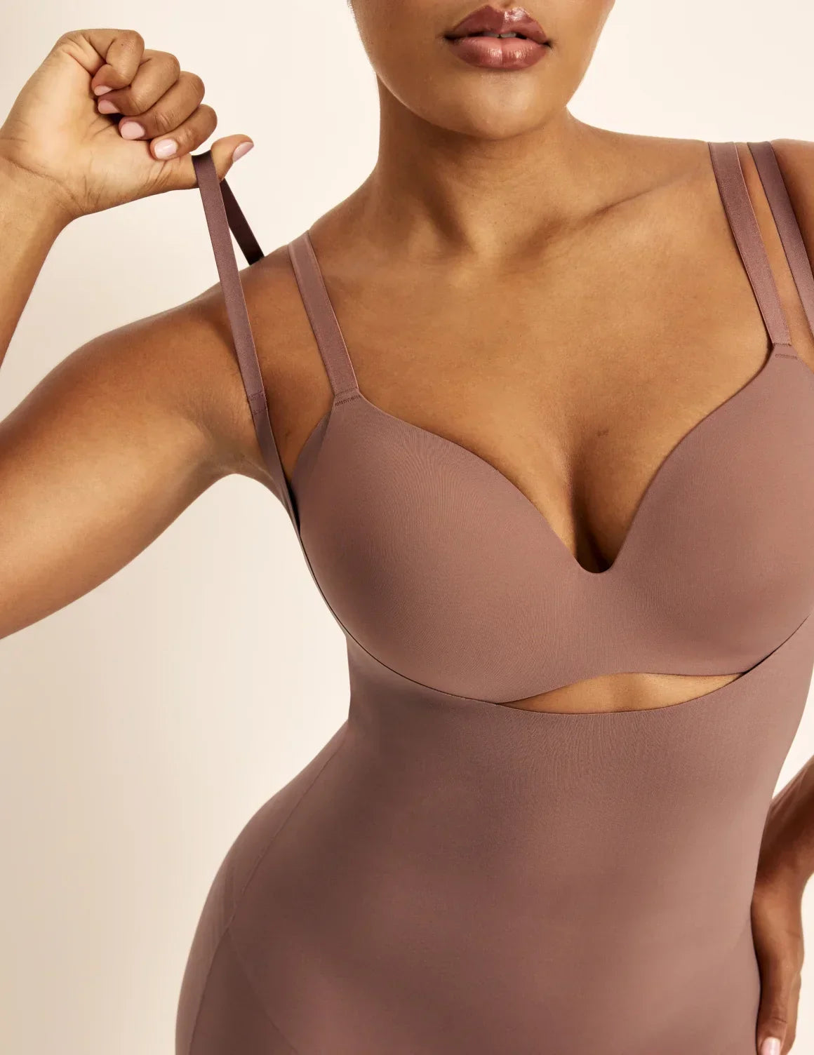 Front view of model wearing the Customizable Open Bust Shaper Bodysuit highlighting the coverage and smooth fit β Sola β view 12 of 19