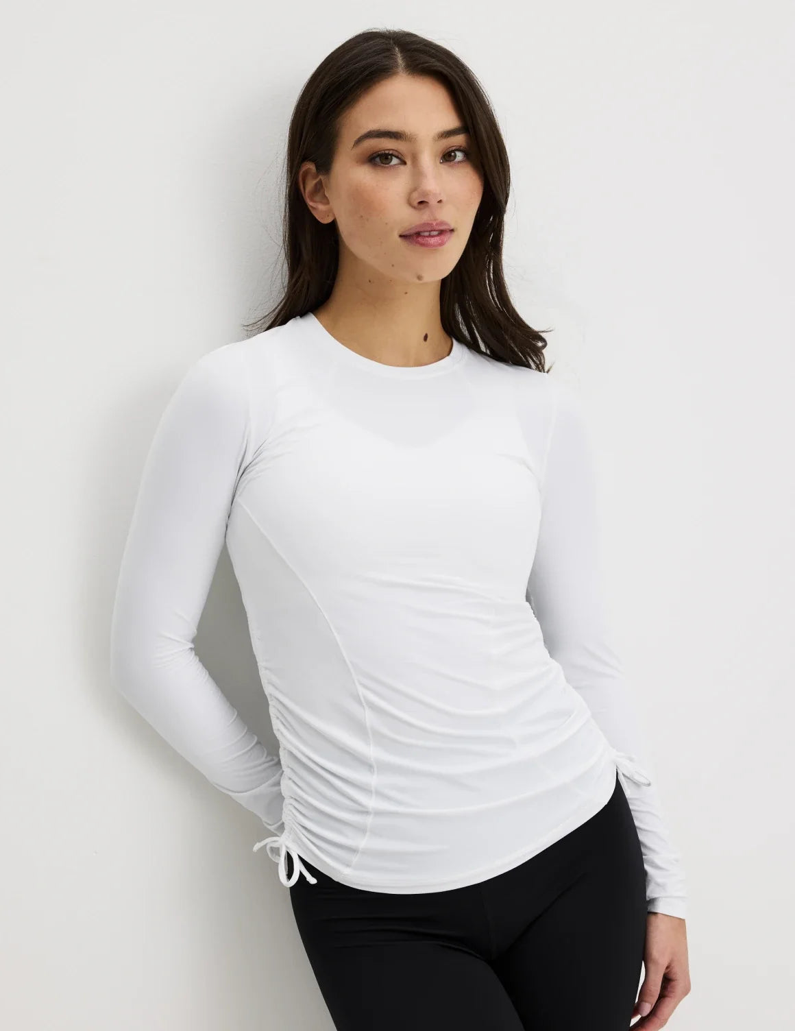 Front view of model highlighting the coverage and fit – Bright White – view 10 of 13