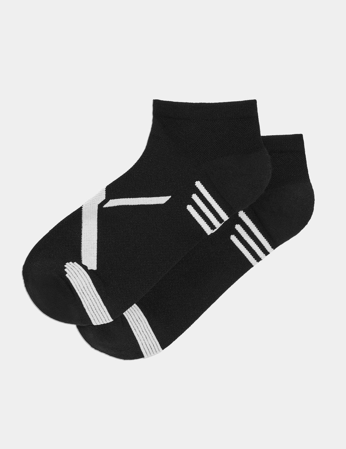 Front view of model highlighting the coverage and fit – Black – view 1 of 4