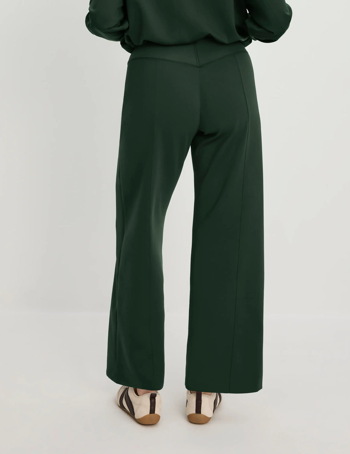 CloudCut™ Straight Leg Pant – Forest – view 3 of 20