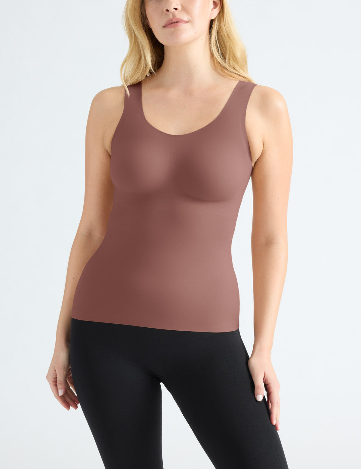 Front view of model wearing the LuxeLift Scoop Neck Tank, highlighting the neckline, strap design, and silhouette – Sola – view 2 of 20