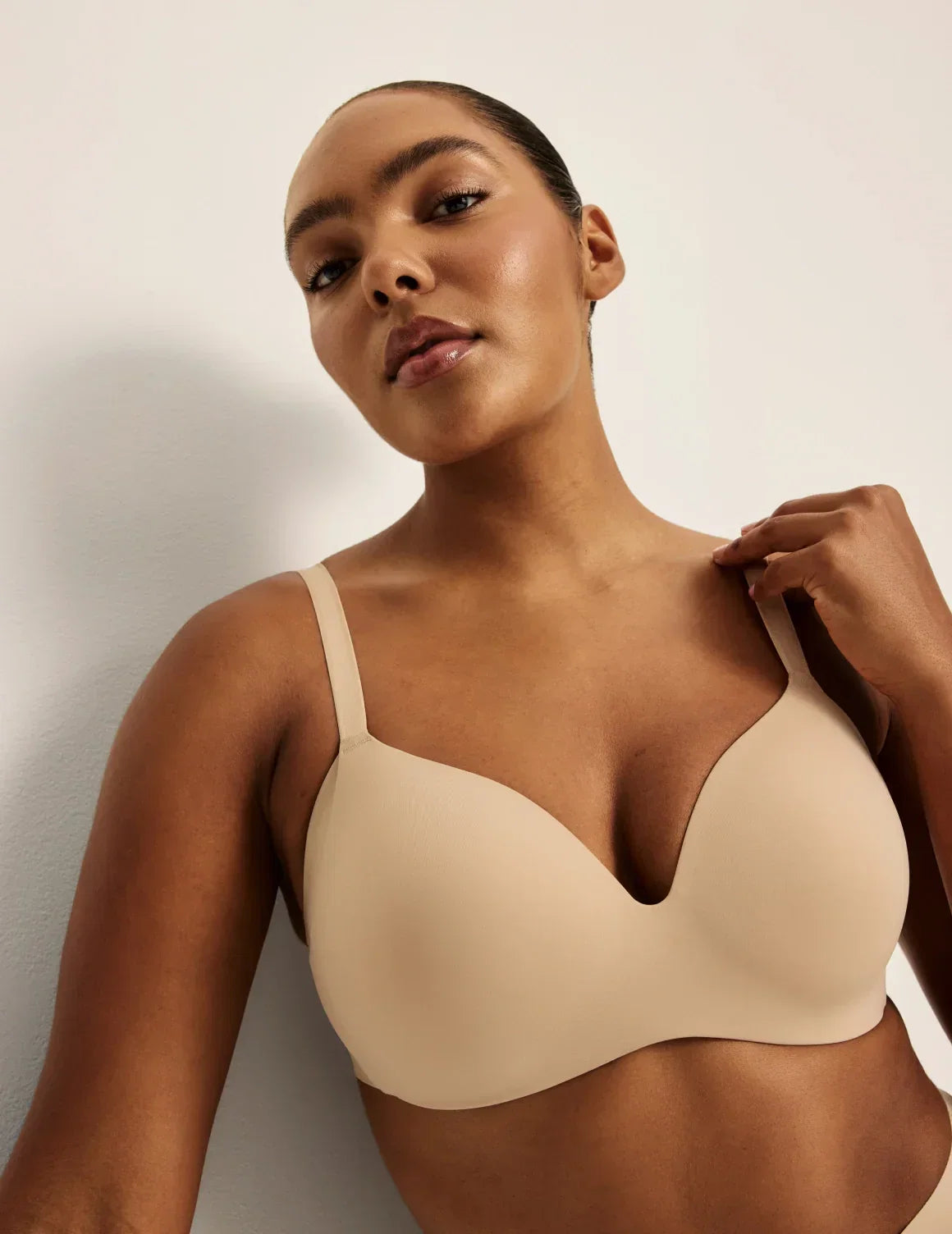 Amber is wearing a 36C – Warm Sand – view 1 of 26